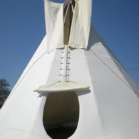 Les De L'ouest Guest house